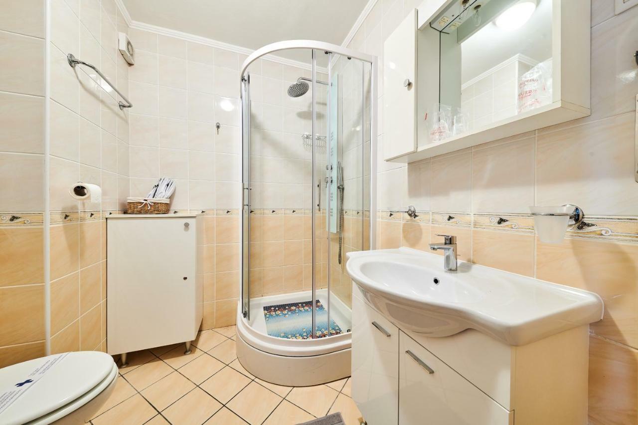 Apartment Vita Moela 23 & 24 Umag Buitenkant foto