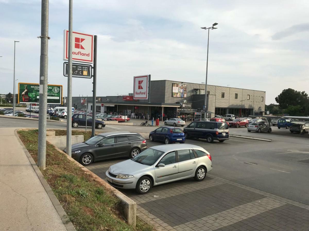 Apartment Vita Moela 23 & 24 Umag Buitenkant foto